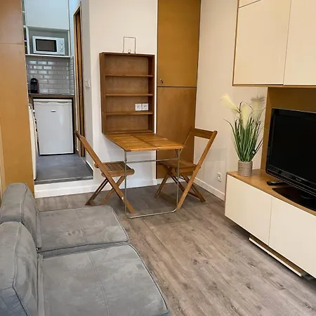Apartament Nest Close To Paris - 5 Min Rer Gentilly